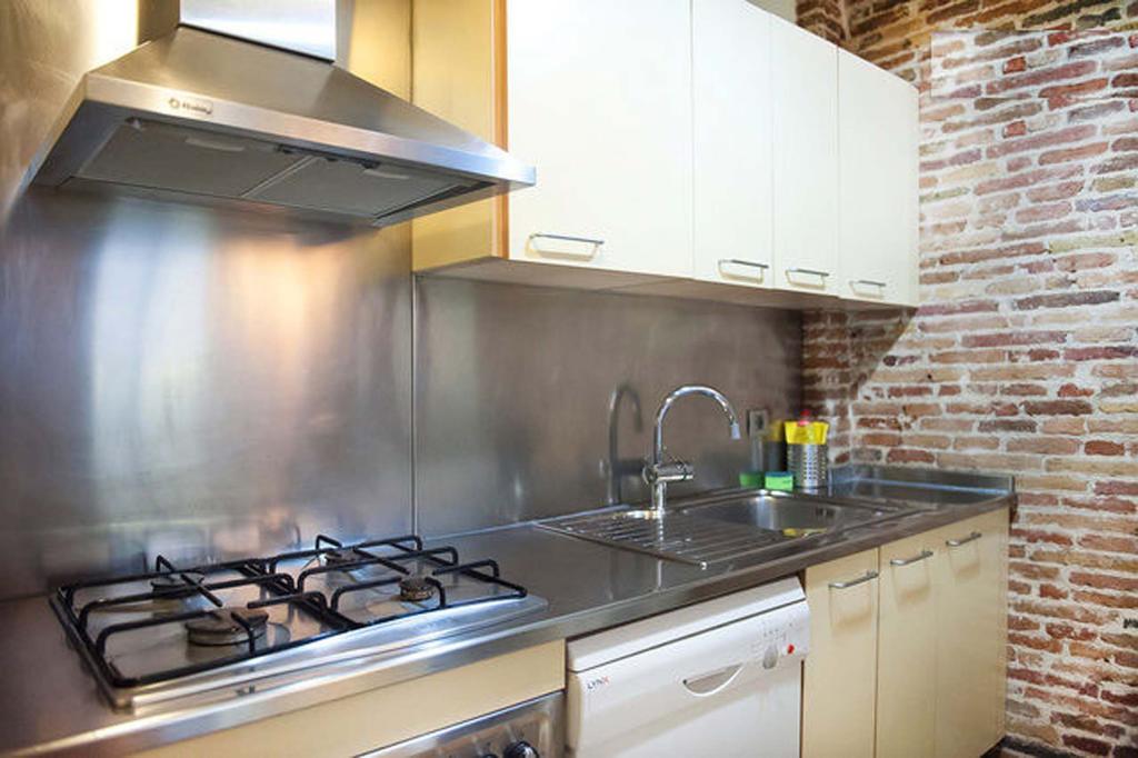 Bcn-Rentals Apartments In The Old Town Барселона Номер фото